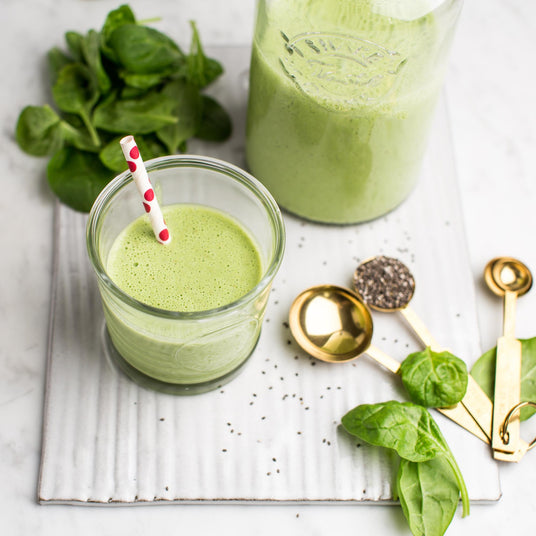 Groene spinazie smoothie