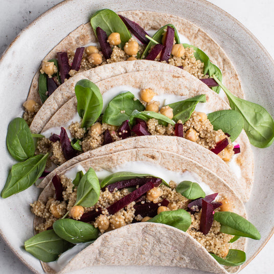 Wrap met quinoa, bieten en honingdressing