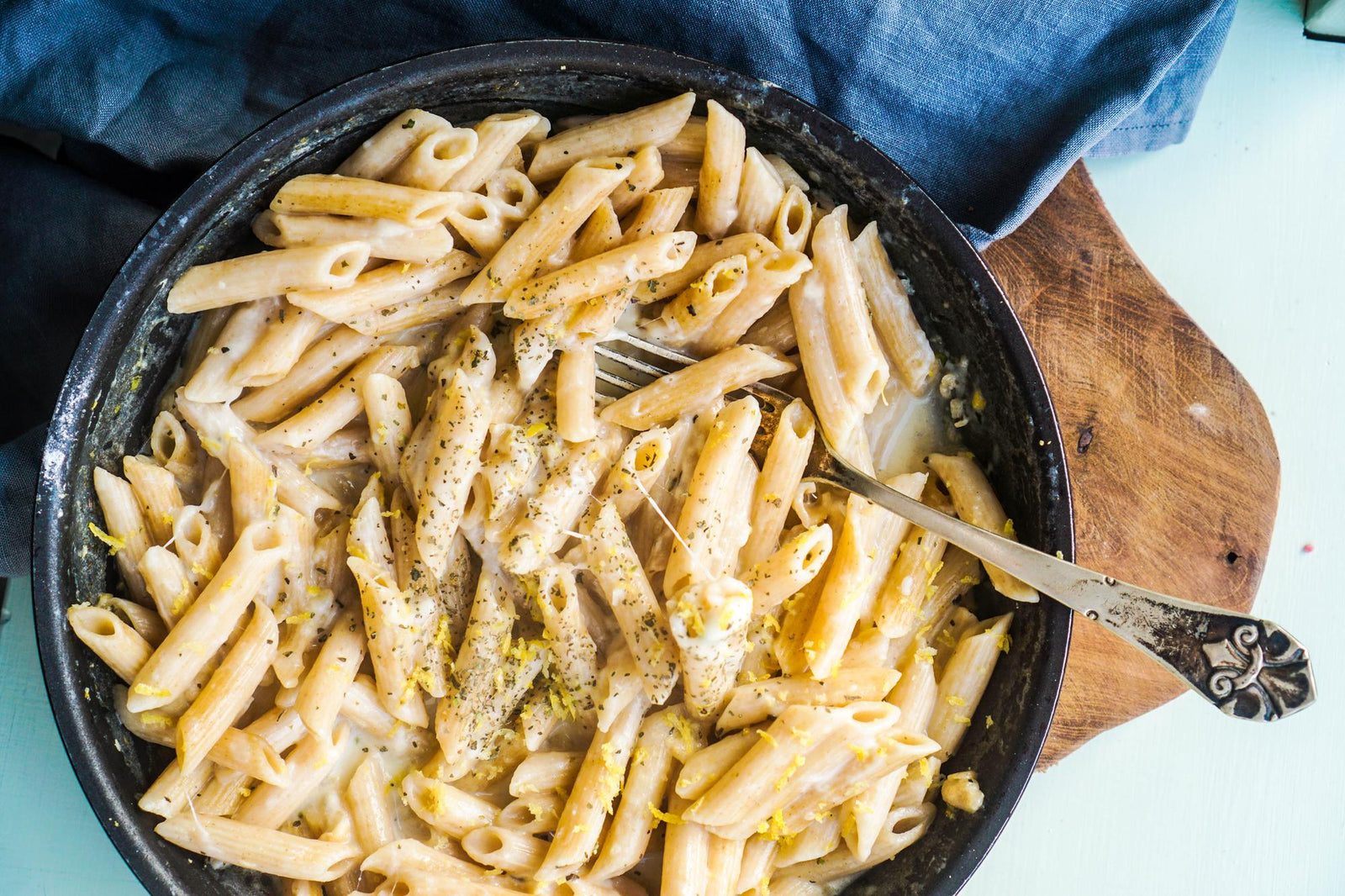 Romige pasta met citroen en rozemarijn