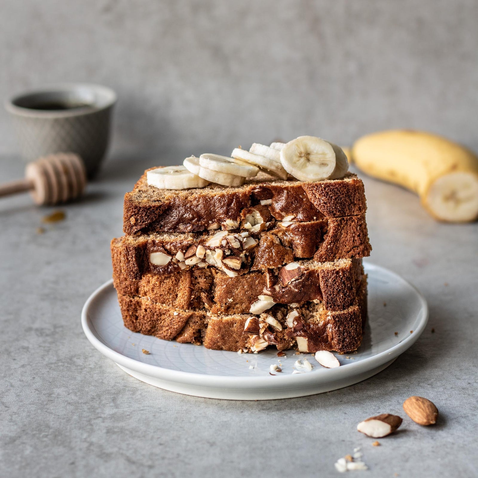 Glutenvrij bananenbrood met amandelen