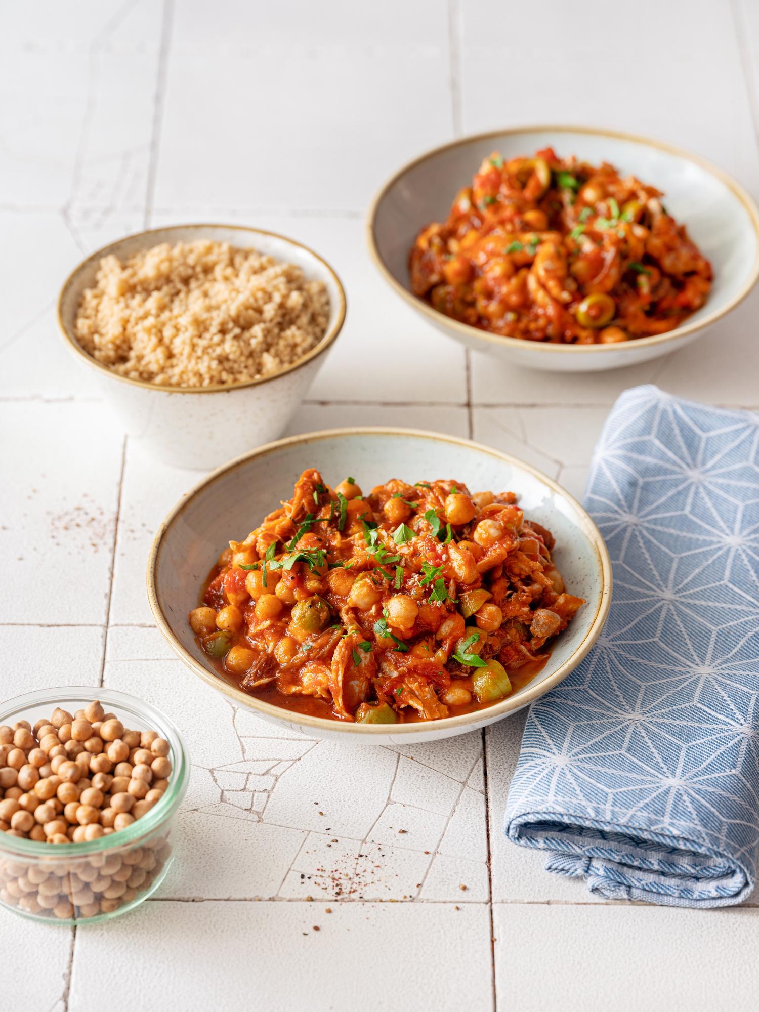 Kipgerecht met kikkererwten en couscous