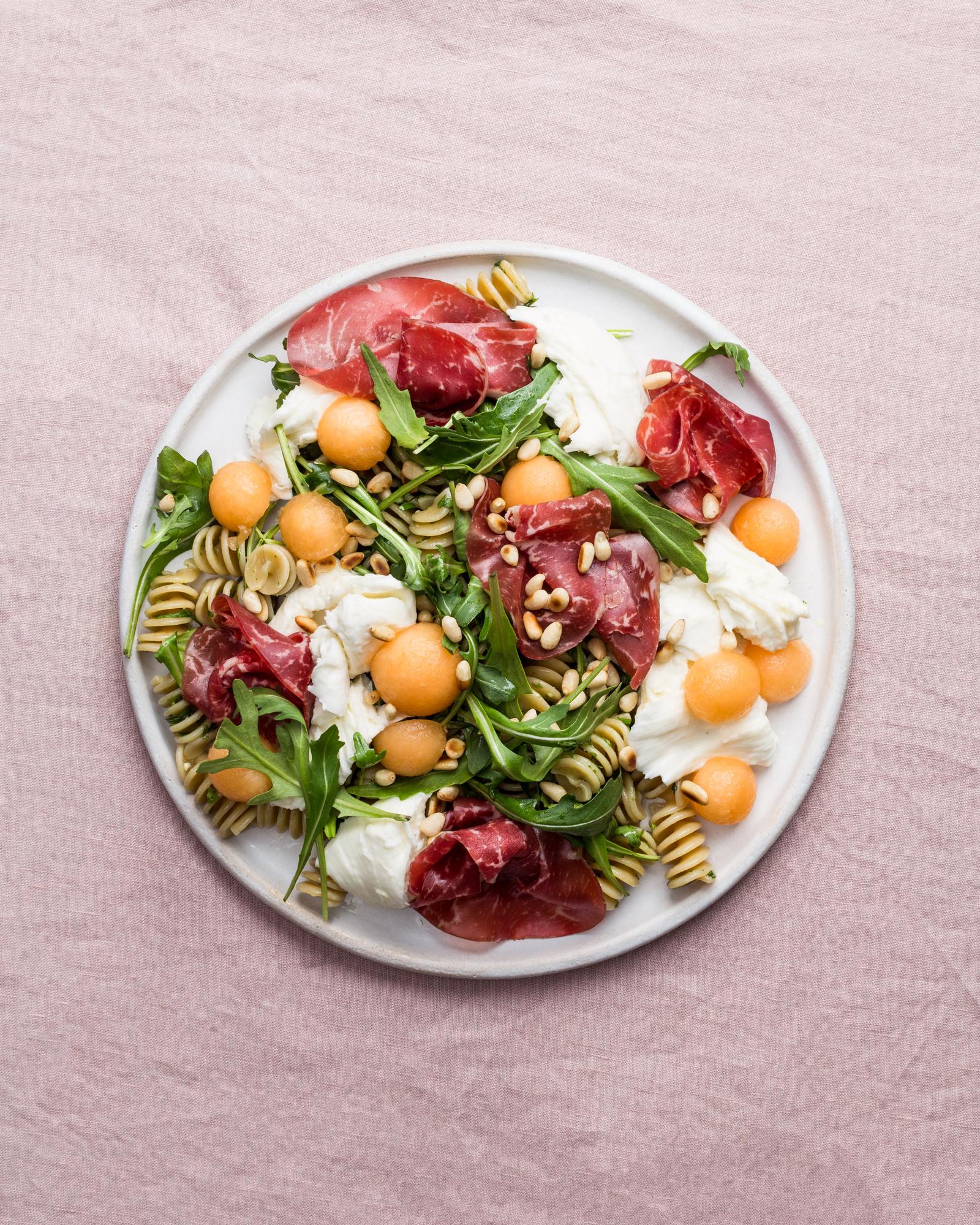 Salade met bresaola en gele meloen