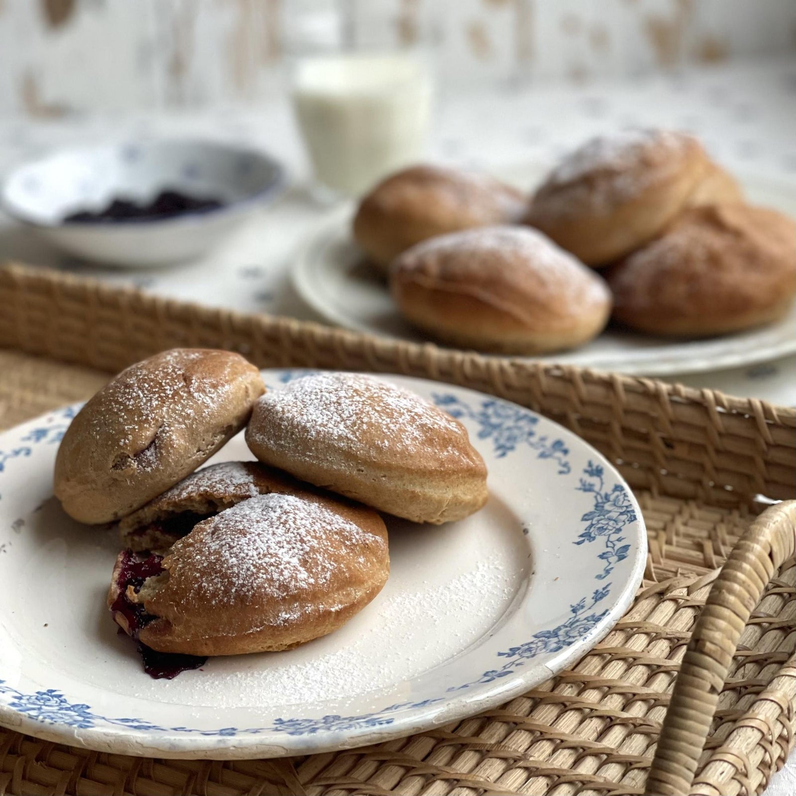 Volkoren berlinerbollen gebakken in oven