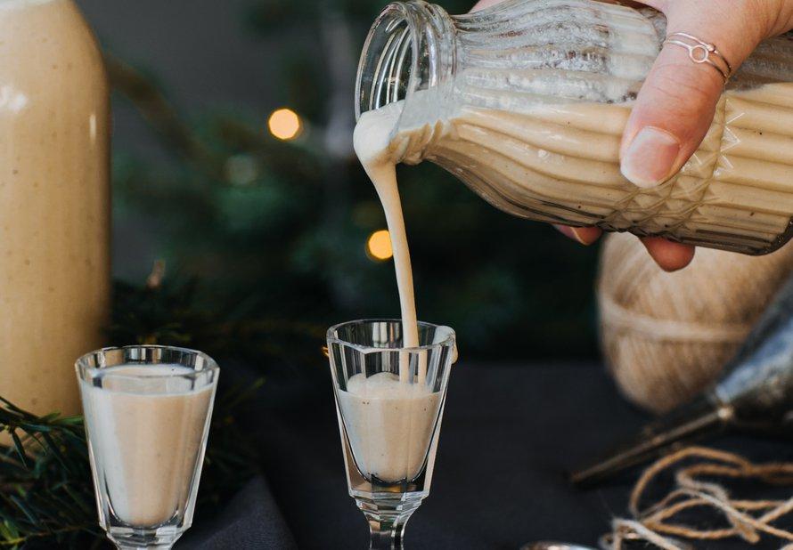 zelfgemaakte advocaat van kokosmelk